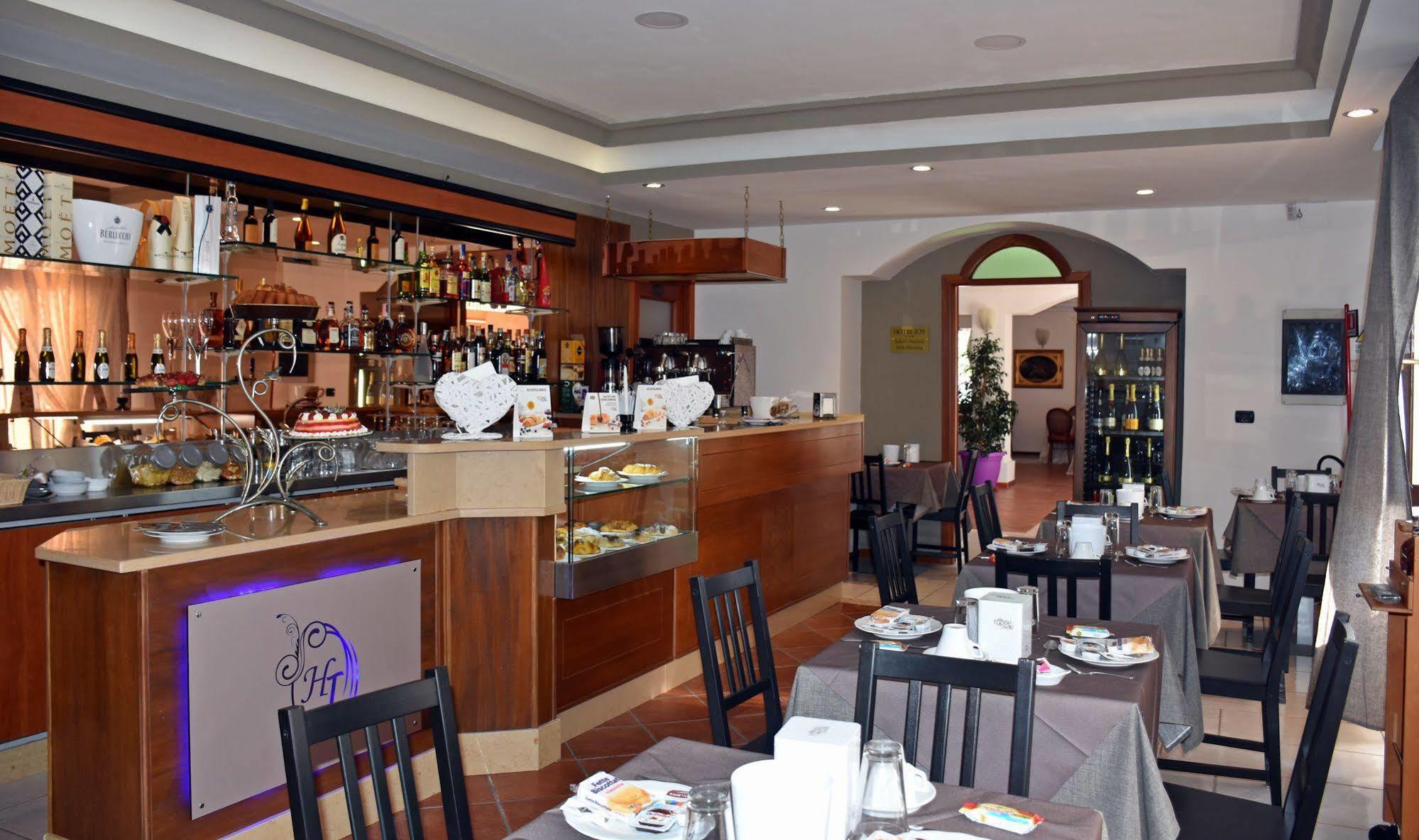 Hotel Joy Castel Volturno Ngoại thất bức ảnh